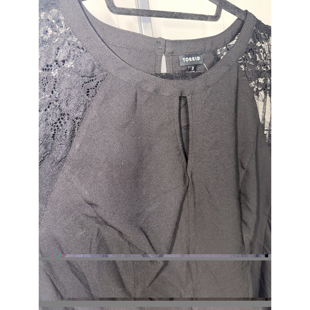 Torrid Black Crepe Lace Sleeve Peplum Blouse Top Size 3xl - Picture 3 of 7
